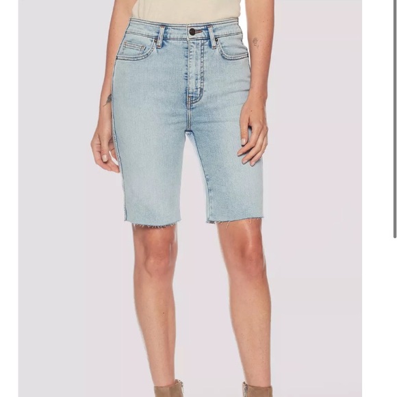 Current Elliott SAMPLE Bermuda cropped jean shorts - Picture 3 of 8